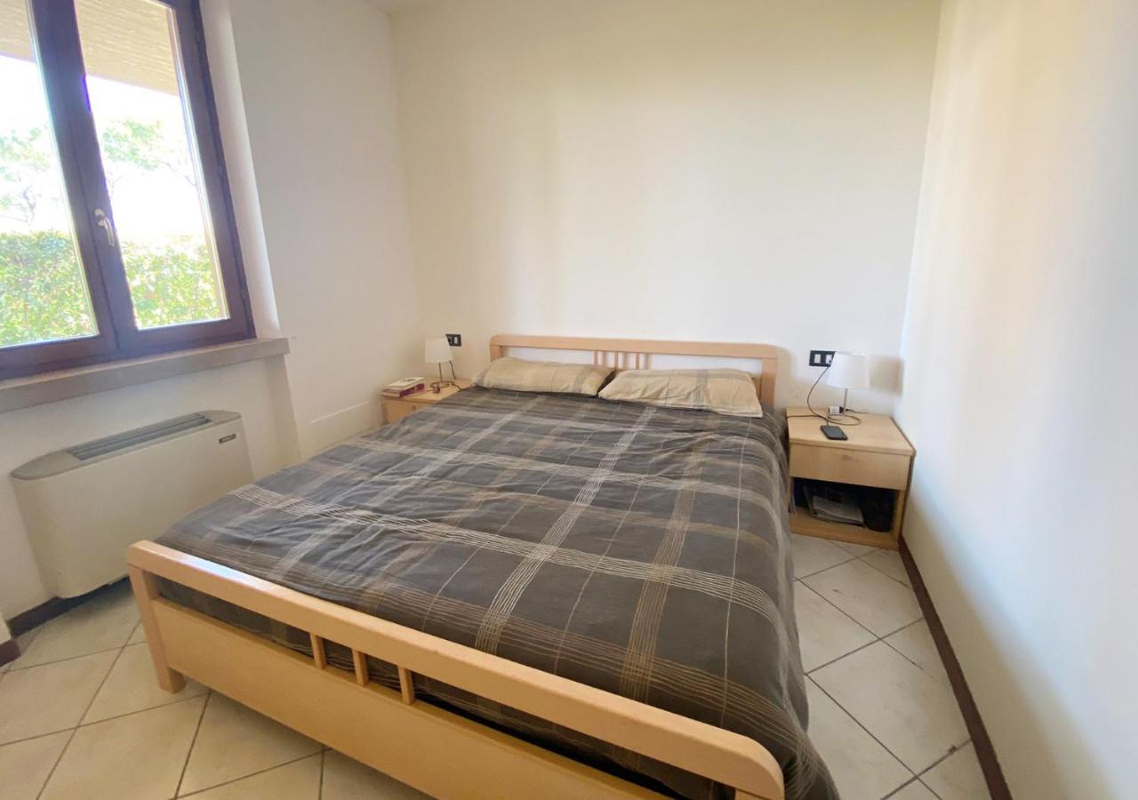 Apartment With Garden And Grill - Green Residence Sirmione Desenzano del Garda Zewnętrze zdjęcie