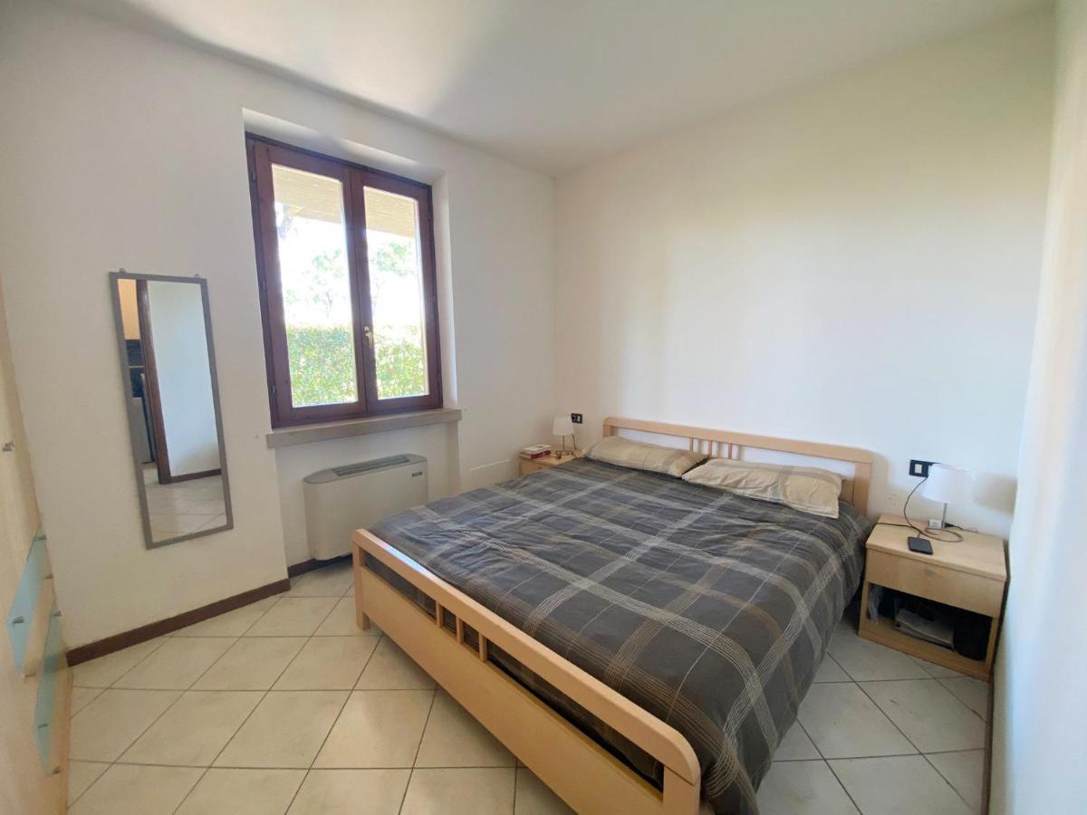 Apartment With Garden And Grill - Green Residence Sirmione Desenzano del Garda Zewnętrze zdjęcie