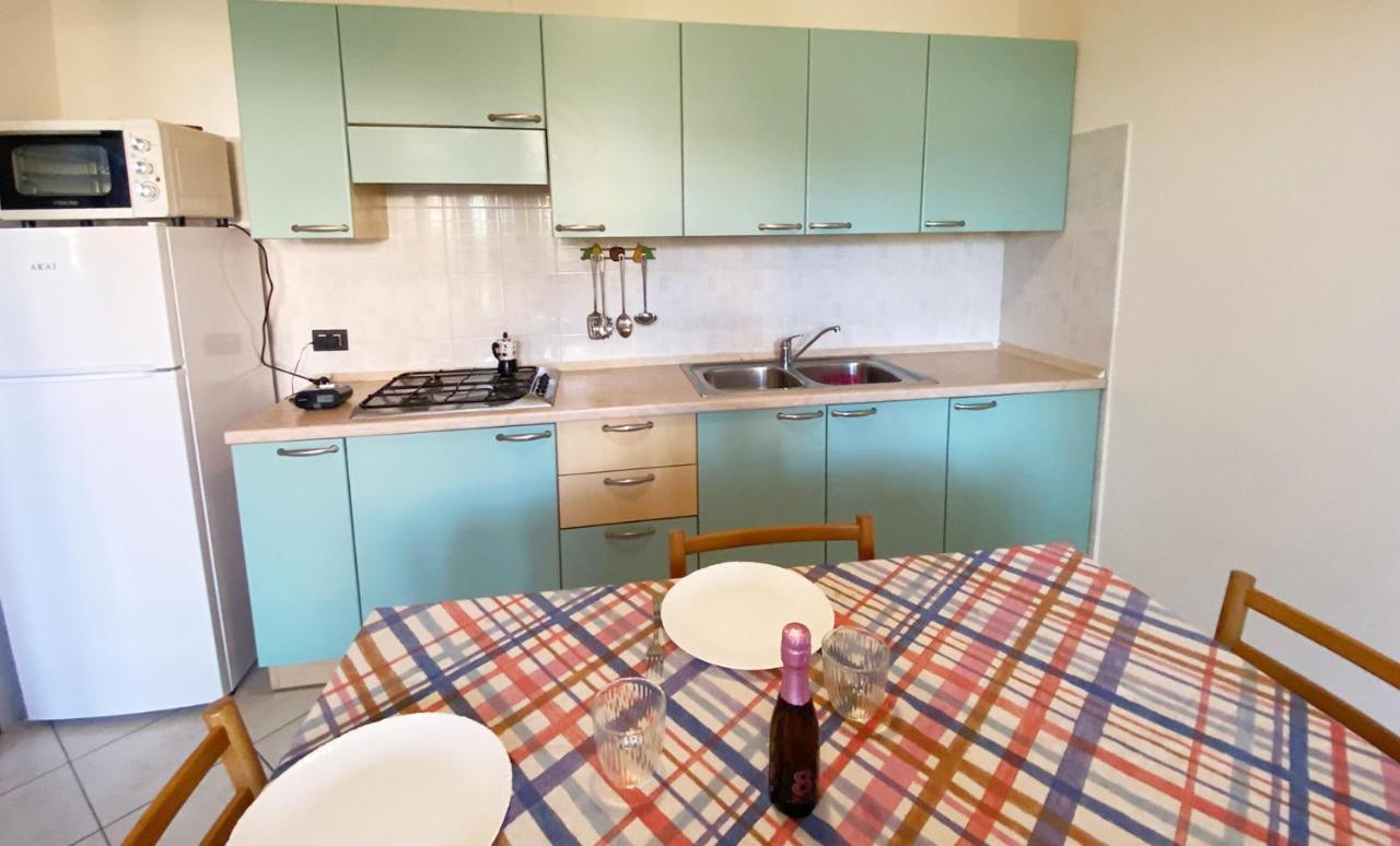 Apartment With Garden And Grill - Green Residence Sirmione Desenzano del Garda Zewnętrze zdjęcie